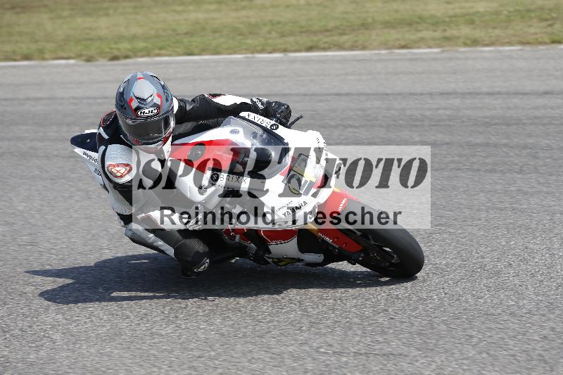 Archiv-2025/49 26.08.2025 Cornu Master School ADR/blau-bleu/23